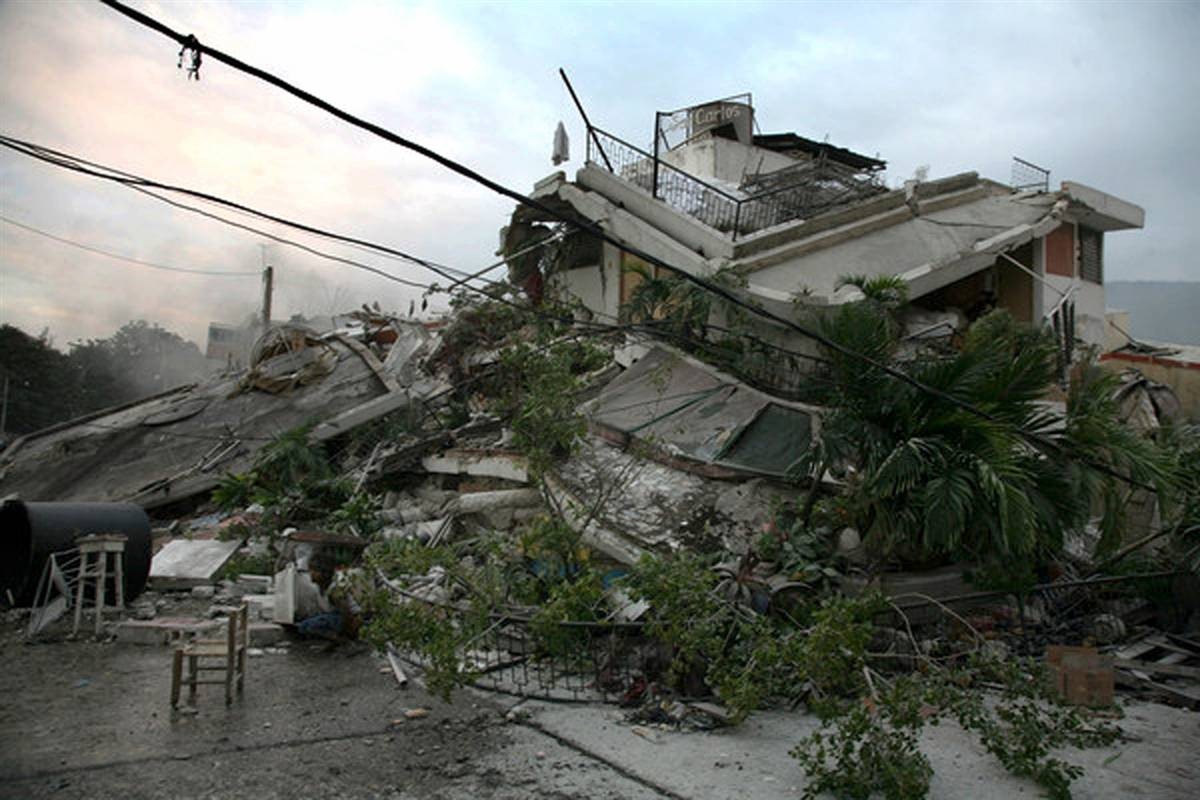 Haiti-Earthquake-Jan-12-h